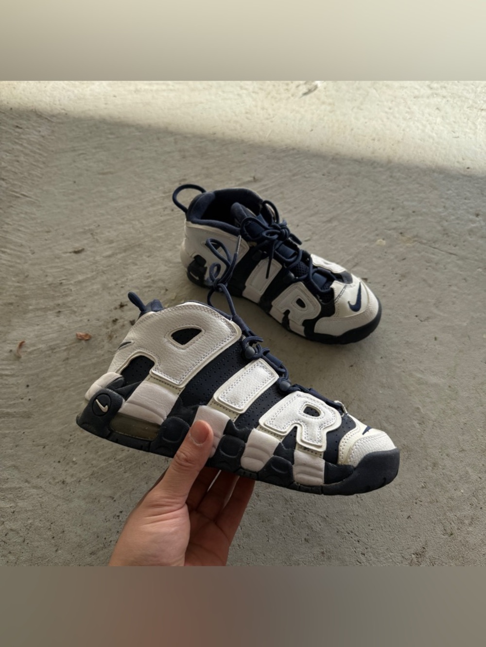 Nike Air More Uptempo White Navy – Size 5.5Y / Women’s – Used